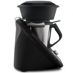 Thermomix® TM6 noir, 1 an d’abonnement à Cookidoo, couvre-lame éplucheur+ votre découpe-minute – Image 2